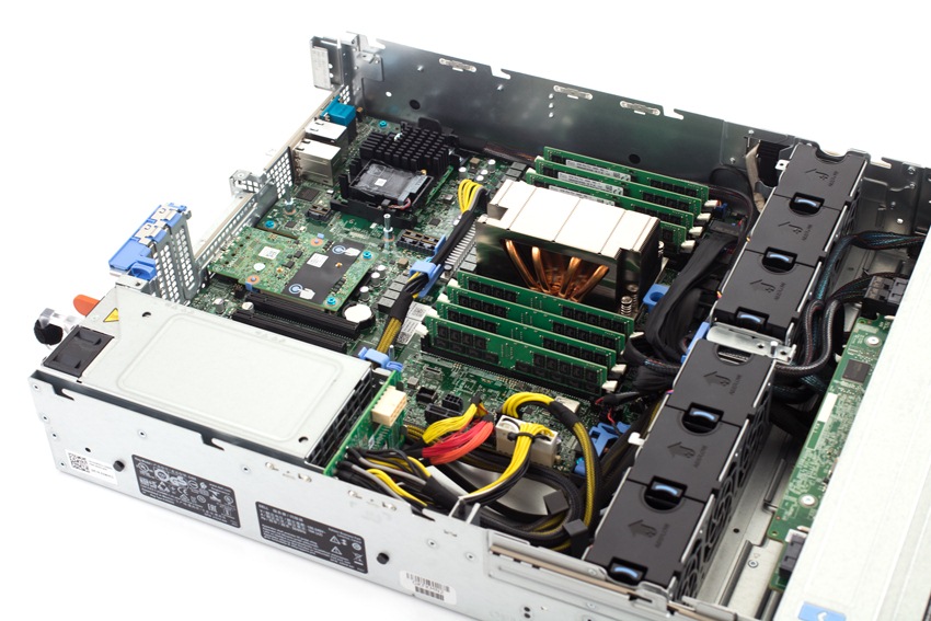 Обзор сервера Dell PowerEdge R7415